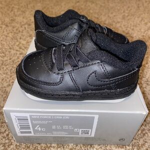 Crib Infant Size 4 NEW Nike Air Force 1 Black
